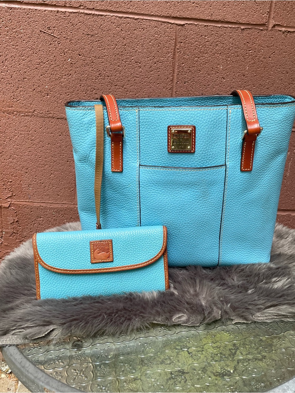 Dooney And Bourke Blue Pebbled Leather Tote And Wallet